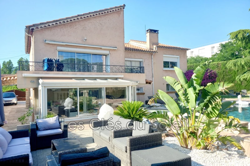 maison  7 pièces  La Valette-du-Var   195&nbsp;m&sup2; -   