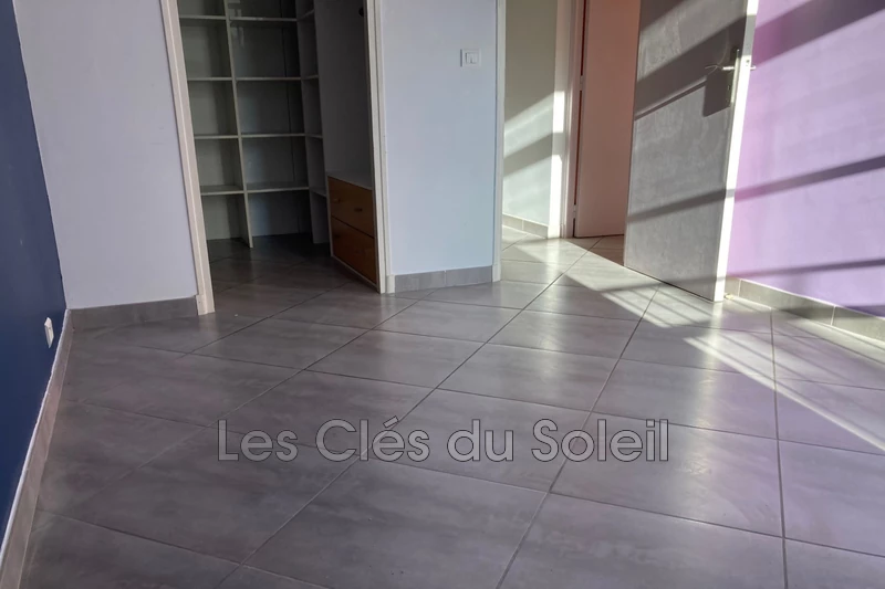 Photo n°4 - Vente appartement La Seyne-sur-Mer 83500 - 173 000 €