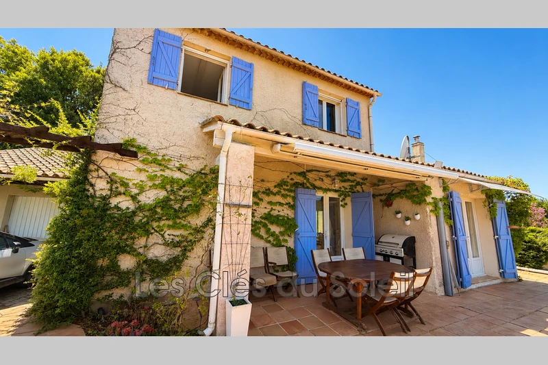 maison  4 pièces  Le Val   114&nbsp;m&sup2; -   