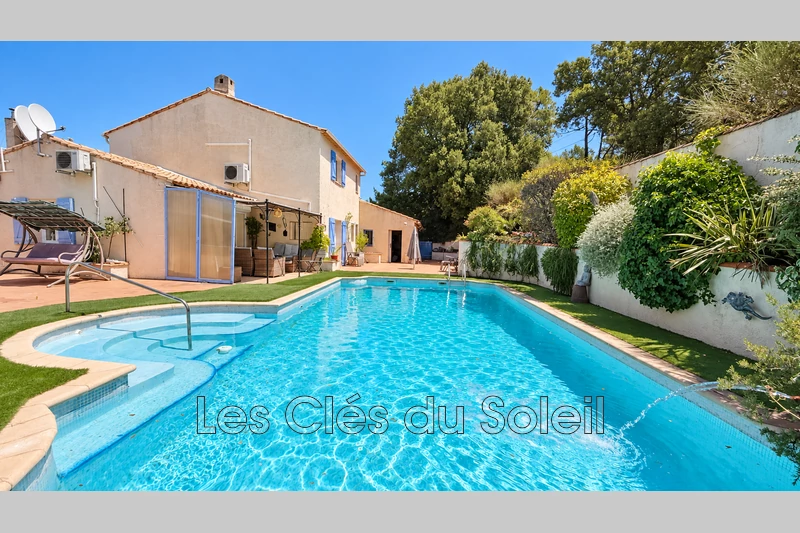 maison  4 pièces  Le Val   115&nbsp;m&sup2; -   