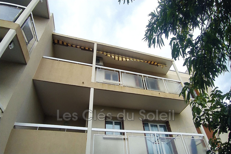 Vente appartement Hyères  