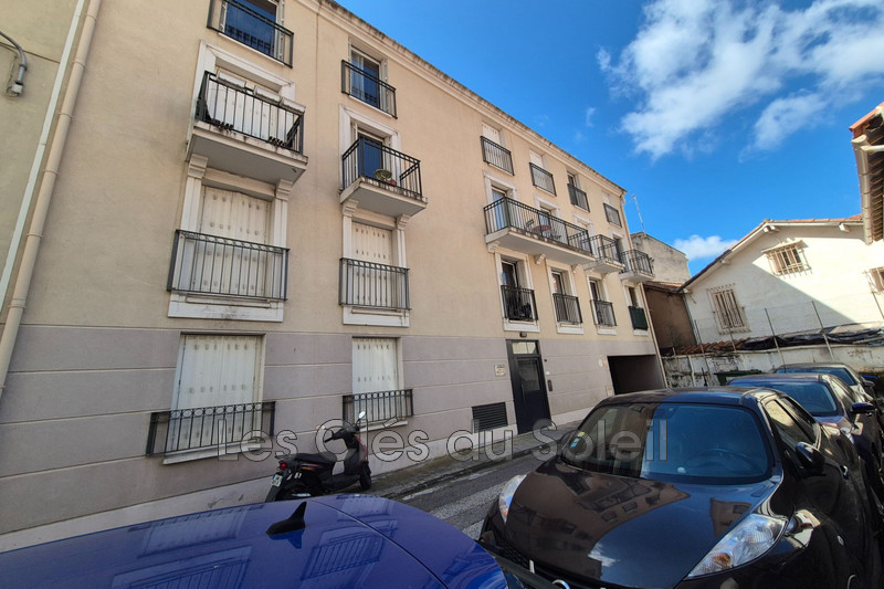 appartement  studio  Toulon Champs de mars  24 m² -   