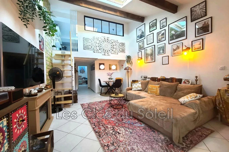 maison  5 pièces  Cuers   107&nbsp;m&sup2; -   