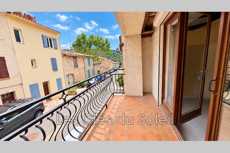 maison  3 pièces  Vins-sur-Caramy   97&nbsp;m&sup2; -   
