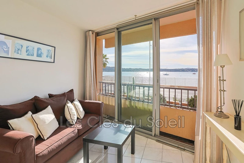 appartement  3 pièces  Bandol   64&nbsp;m&sup2; -   