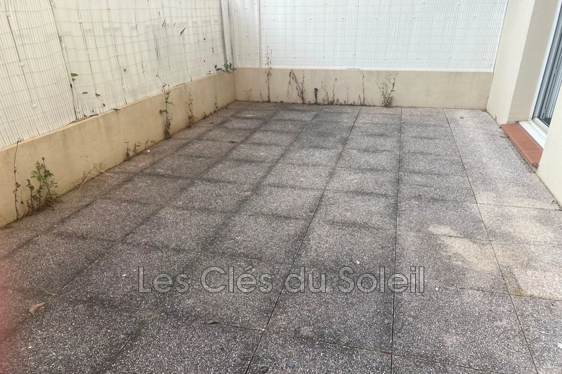 Photo n°3 - Vente appartement Hyères 83400 - 326 480 €