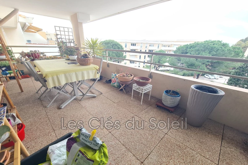 Photo n°2 - Vente appartement Hyères 83400 - 347 680 €