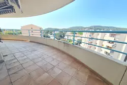 Vente appartement Hyères  