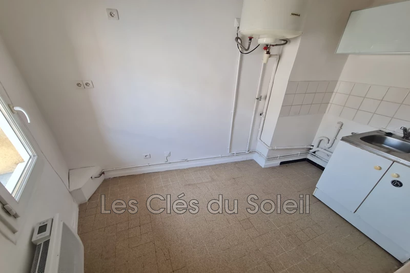 Photo n°4 - Vente appartement Cuers 83390 - 85 000 €