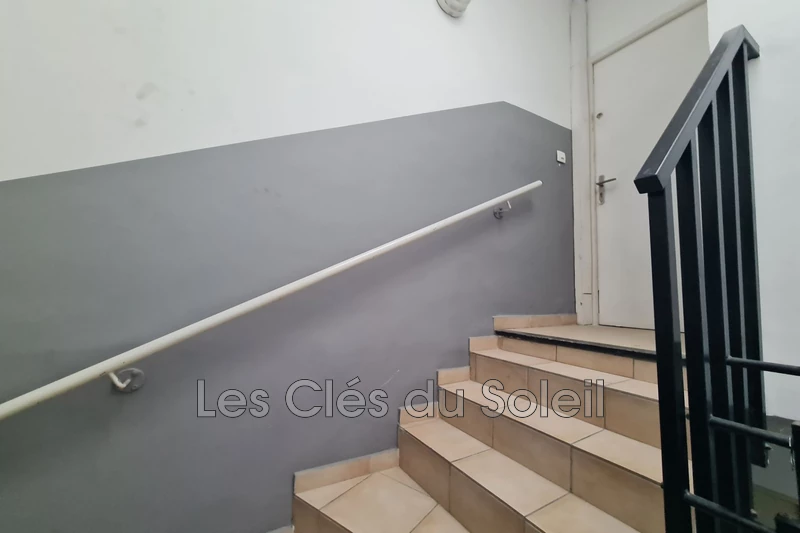 Photo n°5 - Vente appartement Cuers 83390 - 85 000 €