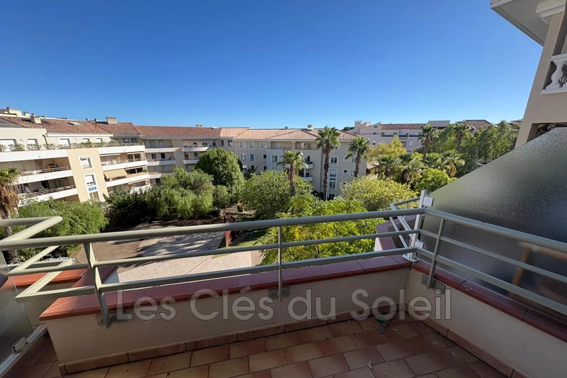 Vente appartement Hyères  