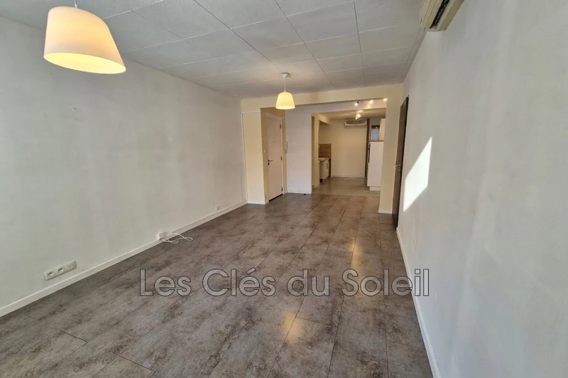 appartement  3 pièces  Toulon Brunet  55&nbsp;m&sup2; -   