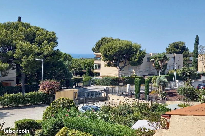 appartement  2 pièces  Bandol   41&nbsp;m&sup2; -   