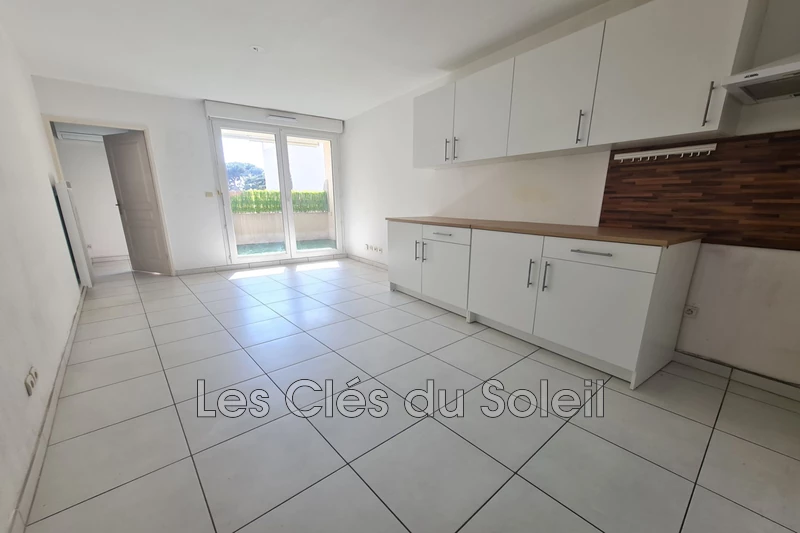 appartement  2 pièces  Toulon Ortolan  44&nbsp;m&sup2; -   