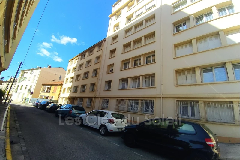 appartement  4 pièces  Toulon Pont du las  58&nbsp;m&sup2; -   