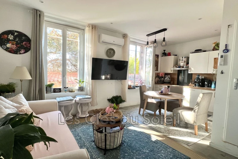 appartement  2 rooms  Toulon   43&nbsp;m&sup2; -   