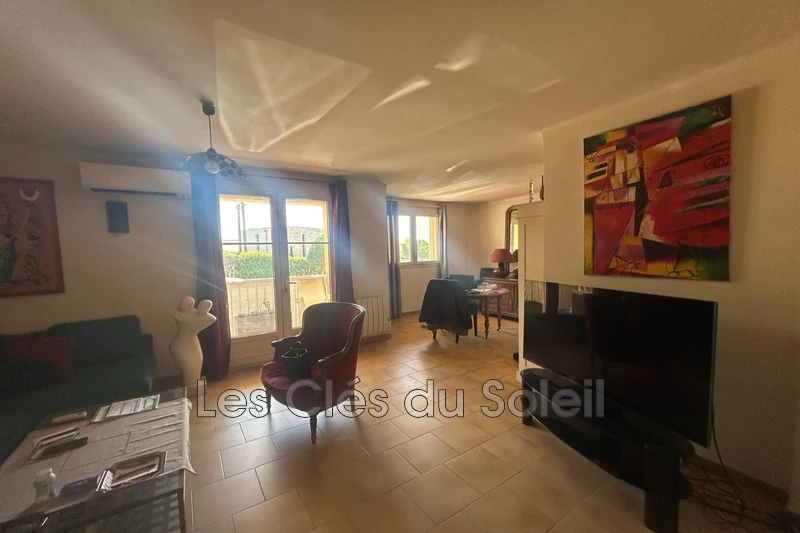 appartement  3 pièces  Bandol   69&nbsp;m&sup2; -   