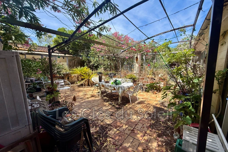 appartement  4 pièces  Hyères Le pousset  104&nbsp;m&sup2; -   