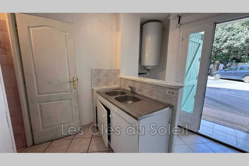 appartement  2 pièces  Pignans   35&nbsp;m&sup2; -   
