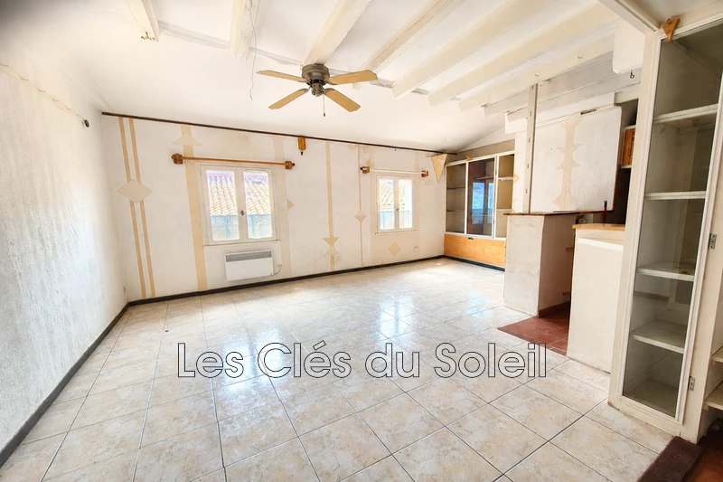 appartement  2 pièces  La Seyne-sur-Mer La seyne sur mer  52&nbsp;m&sup2; -   