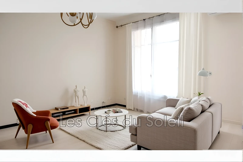 appartement  3 pièces  Toulon   52&nbsp;m&sup2; -   