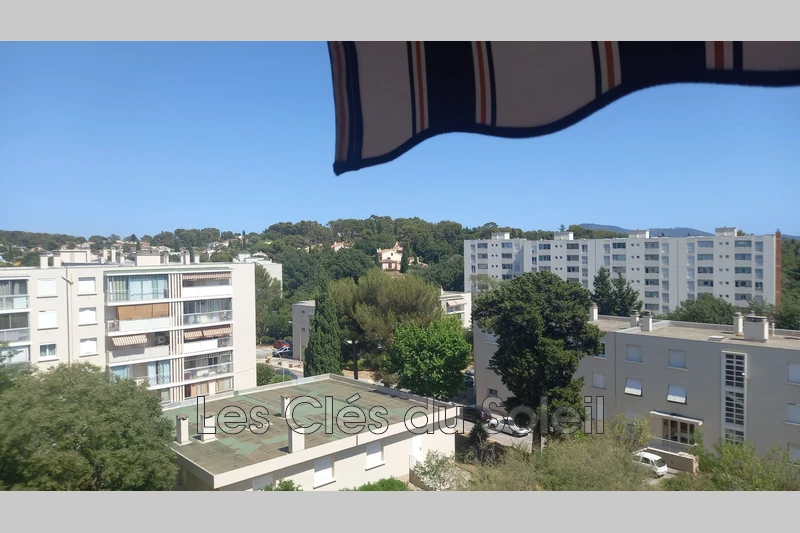 appartement  4 pièces  Toulon   70&nbsp;m&sup2; -   