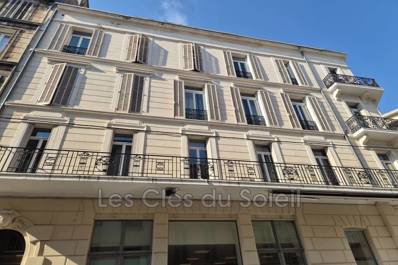 appartement  8 pièces  Toulon Haute ville  198&nbsp;m&sup2; -   
