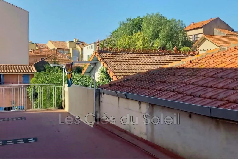 appartement  2 pièces  Bandol   46&nbsp;m&sup2; -   