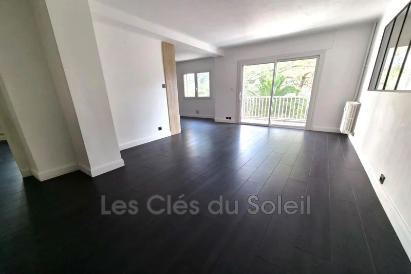appartement  4 pièces  Toulon   71&nbsp;m&sup2; -   