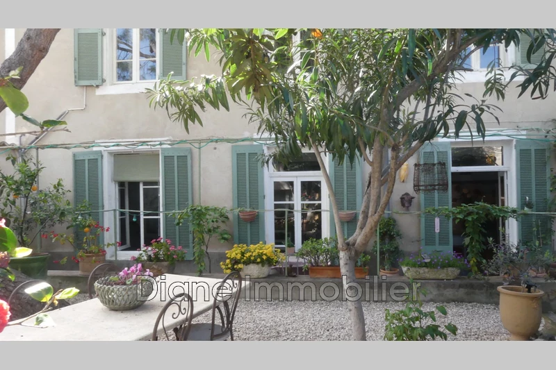Photo Maison de ville Nîmes A 5 min des halles, achat maison de ville 4 chambres 160 m²