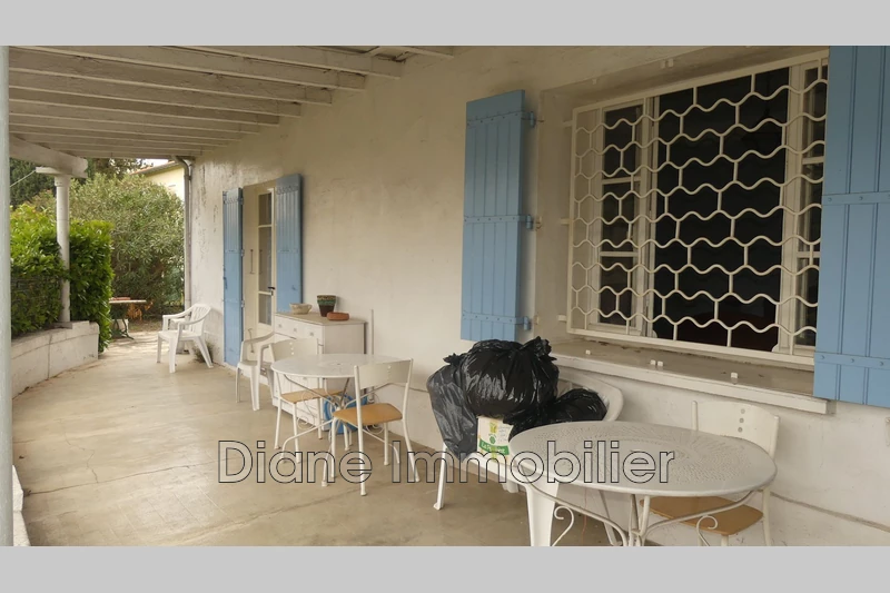 Photo Villa Nîmes   achat villa  2 chambres   77&nbsp;m&sup2;
