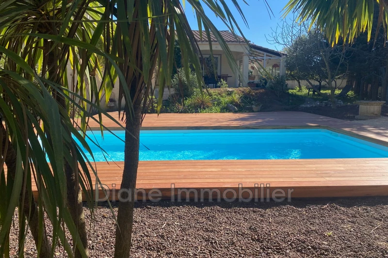 Photo Villa Poulx   achat villa  5 chambres   160&nbsp;m&sup2;