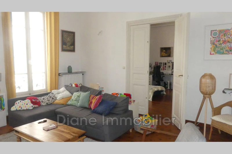 Photo Appartement Nîmes   achat appartement  6 pièces   162&nbsp;m&sup2;