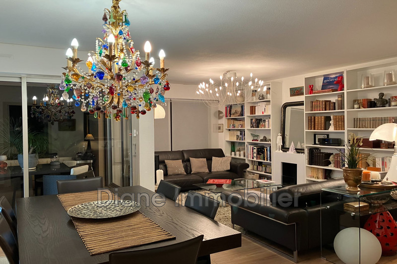 Photo Appartement Nîmes   achat appartement  4 pièces   101&nbsp;m&sup2;