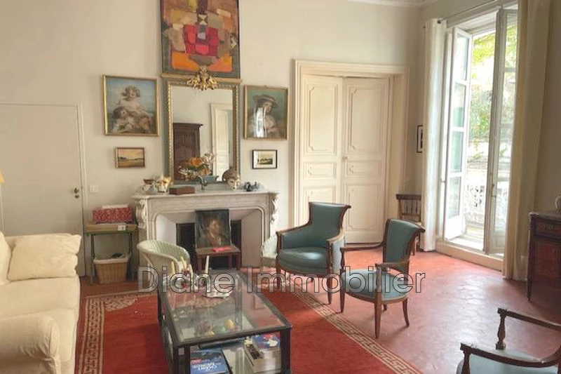 Photo Appartement Nîmes   achat appartement  4 pièces   129&nbsp;m&sup2;