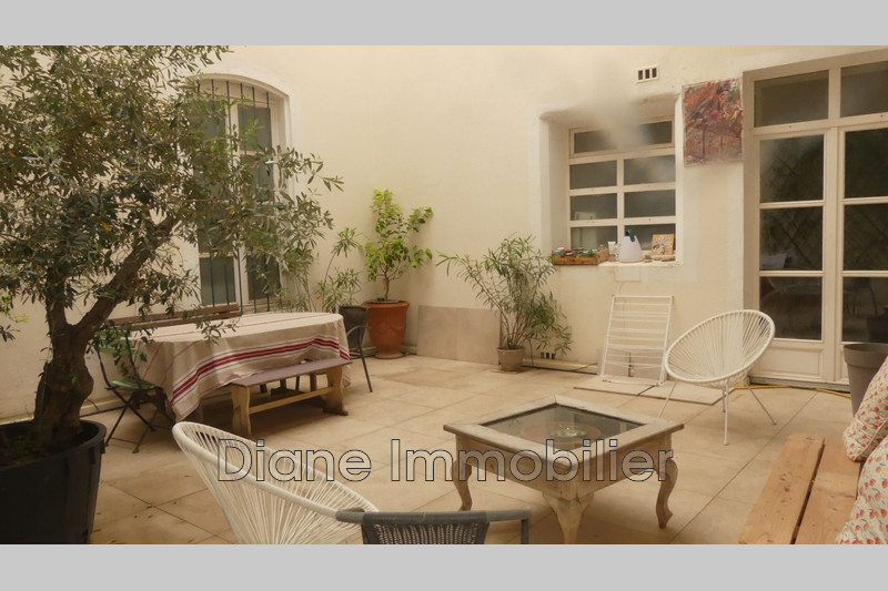 Photo Appartement Nîmes   achat appartement  7 pièces   188&nbsp;m&sup2;