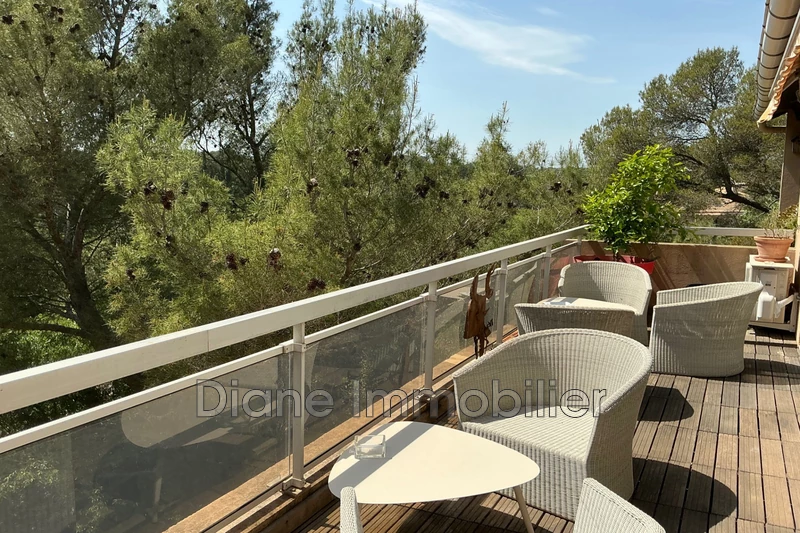 Photo Appartement de prestige Nîmes Colline montaury,   achat appartement de prestige  4 pièces   111&nbsp;m&sup2;