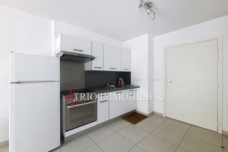 Location appartement Saint-Laurent-du-Var  