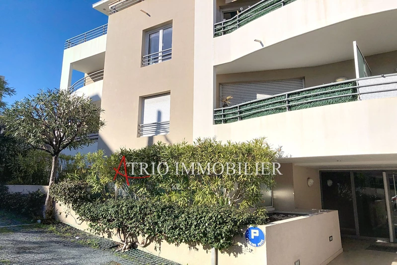 Location appartement Saint-Laurent-du-Var  