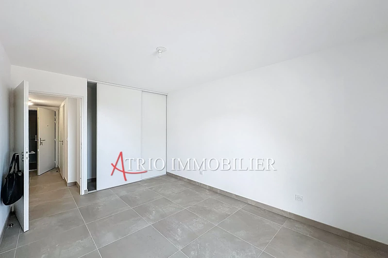 Location appartement Saint-Laurent-du-Var  