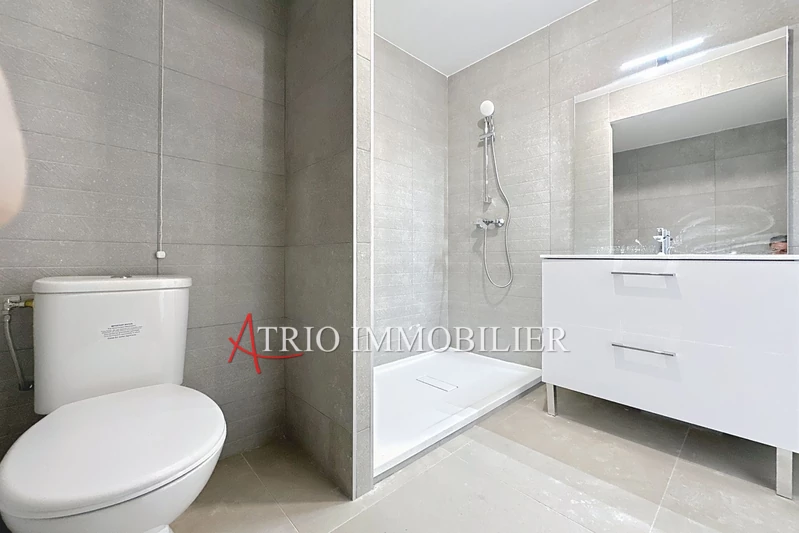 Location appartement Saint-Laurent-du-Var  