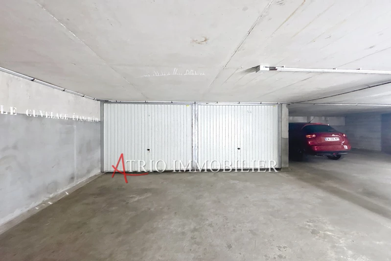 Location parking Antibes  