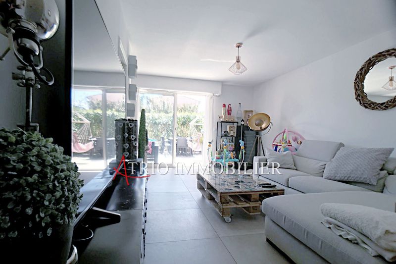 Photo Appartement Saint-Laurent-du-Var Plateaux fleuris, achat appartement 3 pièces 60 m²