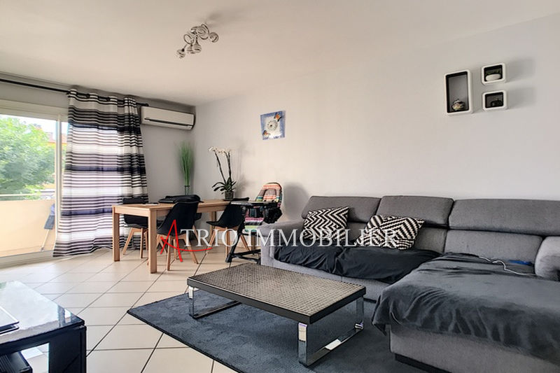 Photo Appartement Cagnes-sur-Mer Centre-ville, achat appartement 3 pièces 70 m²