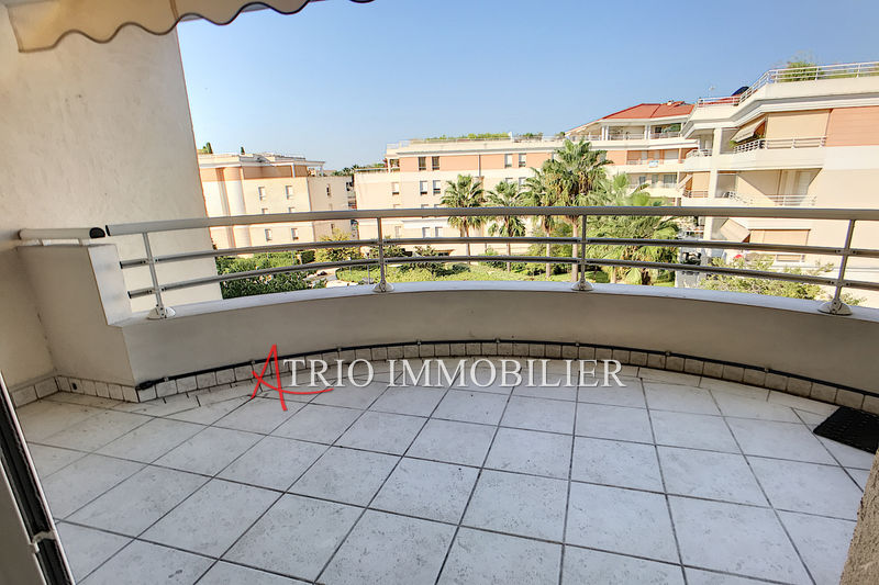 Photo Appartement Cagnes-sur-Mer Béal, achat appartement 2 pièces 51 m²