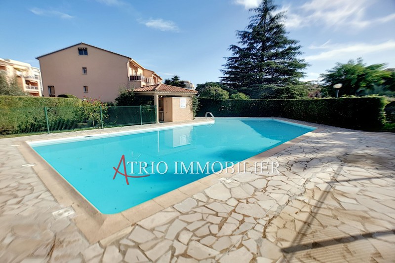 Photo Appartement Saint-Laurent-du-Var Centre-ville, achat appartement 4 pièces 89 m²