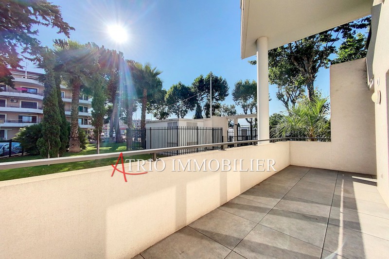 Photo Appartement Cagnes-sur-Mer Hippodrome, achat appartement 2 pièces 44 m²