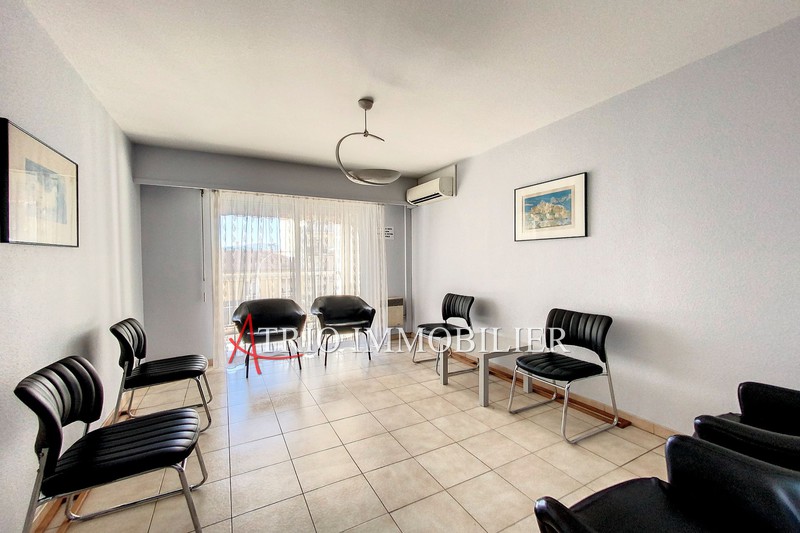 Photo Appartement Cagnes-sur-Mer Centre-ville, achat appartement 6 pièces 114 m²