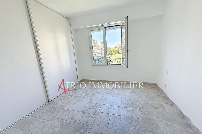 Vente appartement Saint-Laurent-du-Var  