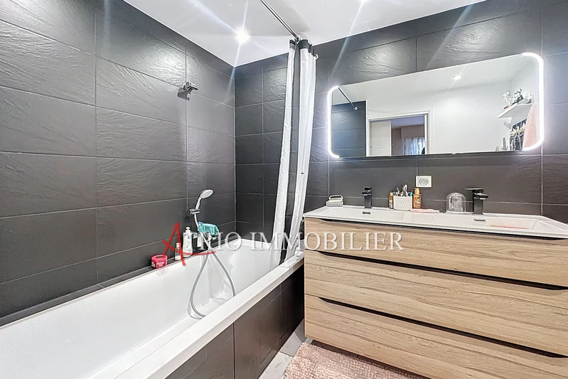 Vente appartement Saint-Laurent-du-Var  